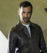 NICOLAS GHESQUIèRE未来进行式